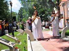 Откриха "Алея на признателността" към врачанските будители и дарители в двора на СОУ "Христо Ботев" във Враца