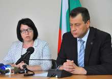 На среща при областния управител на Благоевград  бяха обсъдени обстановката и мерки за решаване  на проблемите след възникналото в Гърмен напрежение