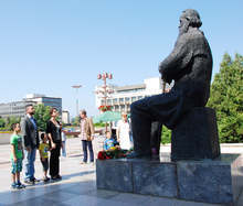 В Благоевград бе отбелязана 159-годишнината от рождението  на патрона на града Димитър Благоев