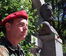 Смолян почете 139 години от гибелта на Христо Ботев и загиналите за свободата