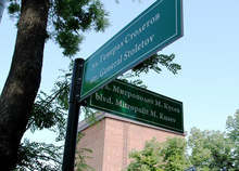 Нови табели указват  имената на улиците  в Стара Загора