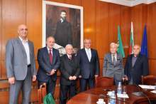 Кметът на Враца се срещна със свои предшественици в навечерието на празника на града