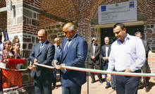 Министър-председателят Бойко Борисов и кметът на Ямбол Георги Славов откриха обновената сграда на "Безистена" 