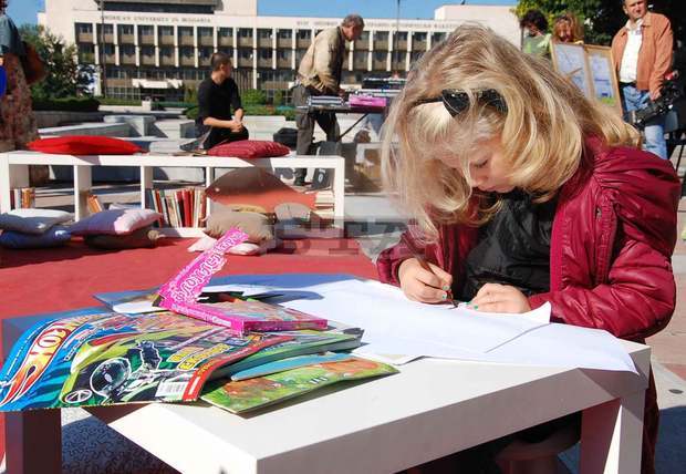 За втора поредна година  община Благоевград ще бъде домакин  на инициативата "Чети с мен"