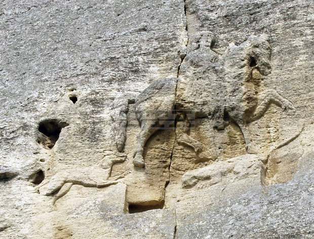 Национален пешеходен поход "Оттук започва България" е организиран в Шумен 