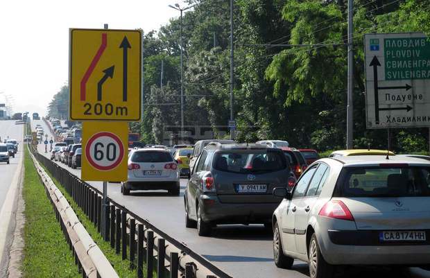 Започва рехабилитация на северното пътно платно на бул. "Цариградско шосе" в участъка отул. "Алфред Нобел" до бул. "Г. М. Димитров"