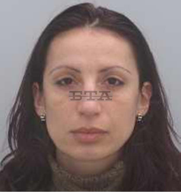 Полицията издирва жена от Казанлък 