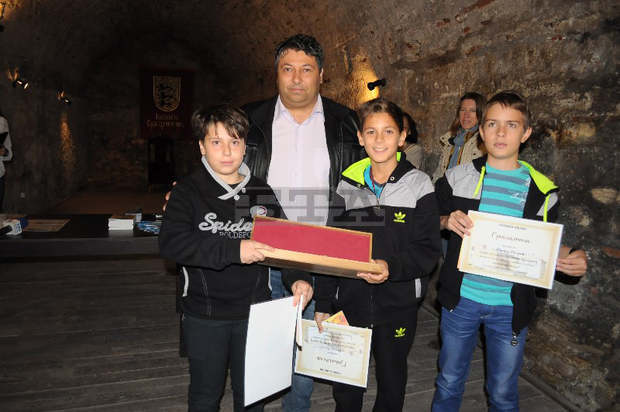 Ученици от пет видински училища участваха във фотоконкурса "Нашенци" на общината