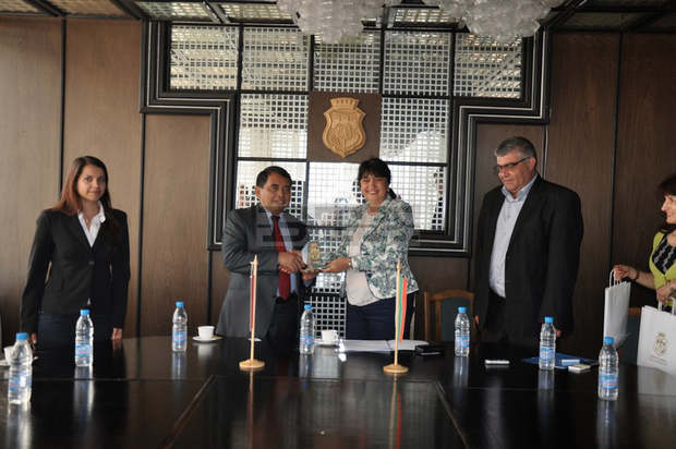 Фолклорни състави от Индонезия  ще участват в български фестивали  по покана на община Видин