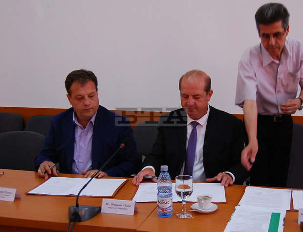 Със средства по Програмата за трансгранично  сътрудничество във Велико Търново ще бъде изградена крайбрежна улица край Янтра