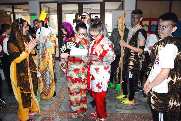 Общинският младежки дом в Благоевград се превърнав сцена на "Глобална фиеста"