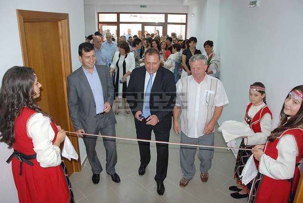 Обновеното читалище в село Филипово отвори вратипо европейски проект на община Банско