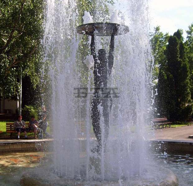 Гладиаторски битки, тракийски игри и танци върху жарава ще видят гостите на първия Античен фестивал в Хисаря