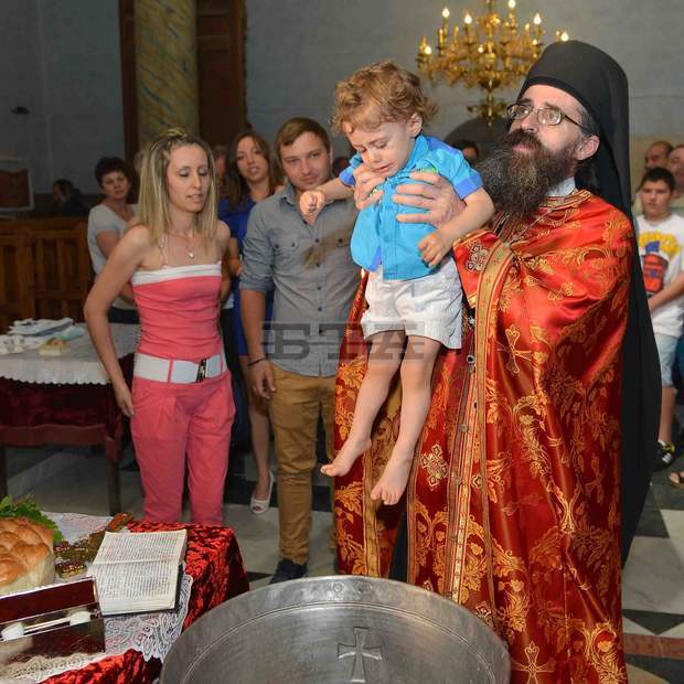 Инициатива "Монах за един ден" обяви игуменът на Лопушанския манастир отец Христодул Инициатива "Монах за един ден" обяви игуменът на Лопушанския манастир отец Христодул
