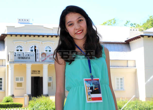 Пернишка фотографка показа дебютна изложба в Полша