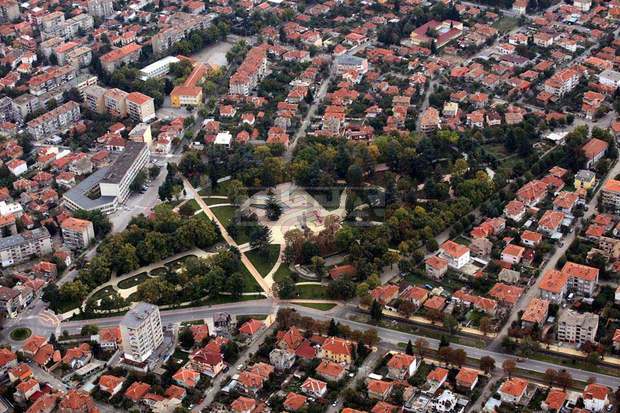 Казанлъчани възразяват срещу  пропуски в кадастралния план на града 