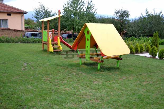 Откри се нов парк  в село Копринка 