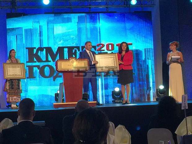 Министър Лиляна Павлова награди български кметове, допринесли най-много за развитието на инфраструктурата в общините си