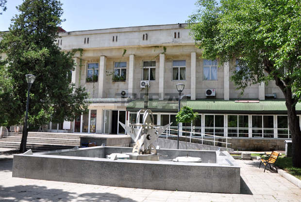 Кукленият театър в Ловеч открива 43-ия си творчески сезон