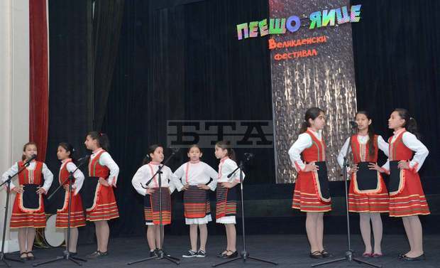 Лазаровден в Ловеч ще премине с редица фолклорни прояви Лазаровден в Ловеч ще премине с редица фолклорни прояви