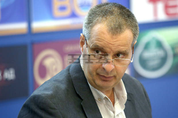 Може заводът за боклука да се окаже  луксозен паметник на глупостта и алчността, смята Михаил Мирчев