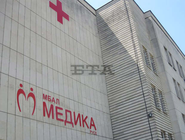 Двама мъже с коронавирус от Разградско и Търговищко се лекуват в русенска болница Двама мъже с коронавирус от Разградско и Търговищко се лекуват в русенска болница