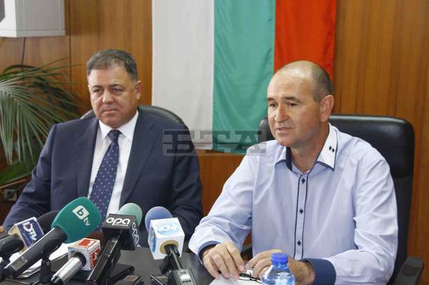 Министерството на отбраната предава на община Ямбол собствеността на бившите пионерни казарми