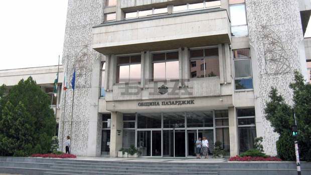 Близо 130 творби са постъпили за участие в Националната графична изложба "Георги Герасимов" Близо 130 творби са постъпили за участие в Националната графична изложба "Георги Герасимов"