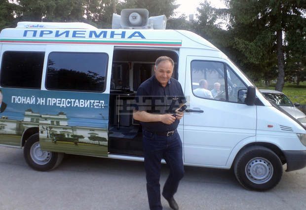 В подвижна приемна ще се среща с гражданите от област Разграднезависимият депутат Гюнай Хюсмен