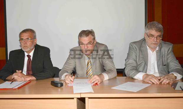 Румен Петков: Президентът трябваше досега да е казал датата на изборите