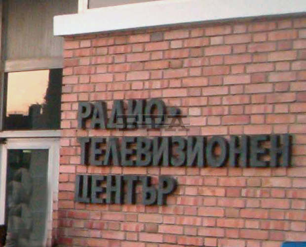 С изложба "Път между музика и архитектура" и популярни джаз и класически пиеси арх. Георги Георгиев се представя в Благоевград С изложба "Път между музика и архитектура" и популярни джаз и класически пиеси арх. Георги Георгиев се представя в Благоевград