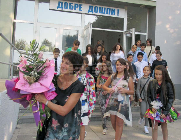 Намаляват учениците в Силистренско 