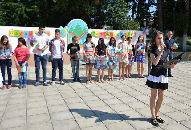 Пъстър празник за децата и от децата - таланти и спортисти, бе сътворен на 1 юни в Симитли