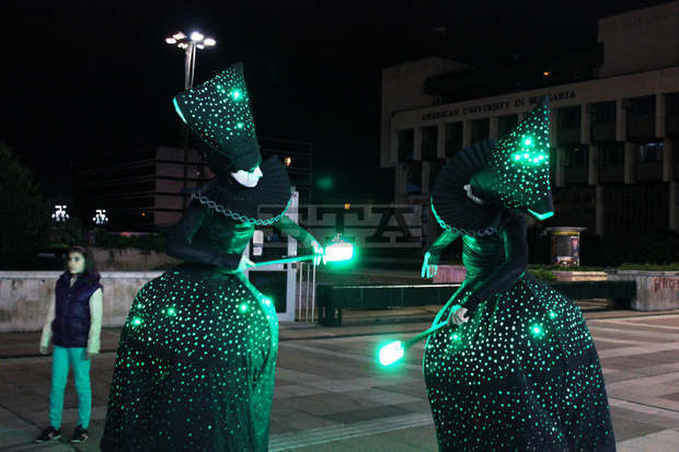 Народният театър "Иван Вазов" представя"Солунските съзаклятници" във финалната вечерна третото издание на фестивал "Тара-ра-бумбия"