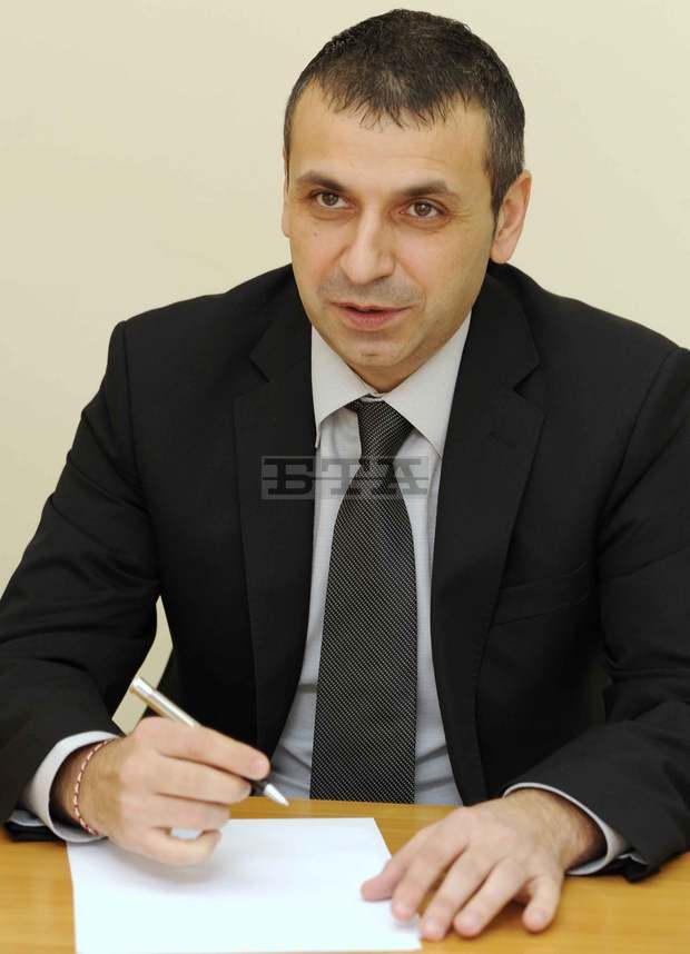 Фармацевти ще дискутират в Перник Закона за здравното осигуряване Фармацевти ще дискутират в Перник Закона за здравното осигуряване