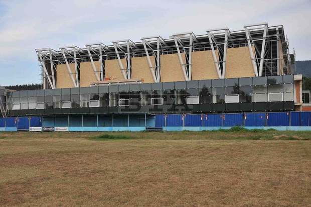 Общинският съвет във Вършец актуализара бюджета на общината заради нови разходи по строителството на спортна зала в града