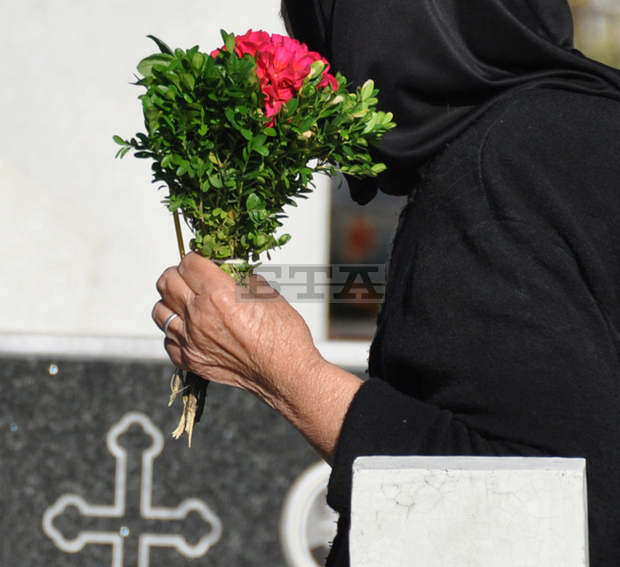 Столичната община осигурява допълнителен градски транспорт за Архангелова задушница