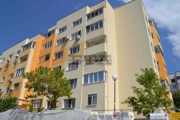 По график върви санирането на първия блок от националната програма в Благоевград