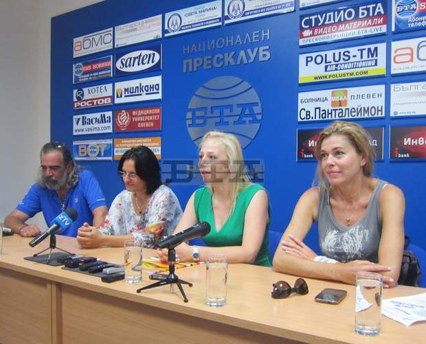 В Левски започва рокфест с 16 групи в подкрепа на националната кампания Равни под слънцето В Левски започва рокфест с 16 групи в подкрепа на националната кампания Равни под слънцето