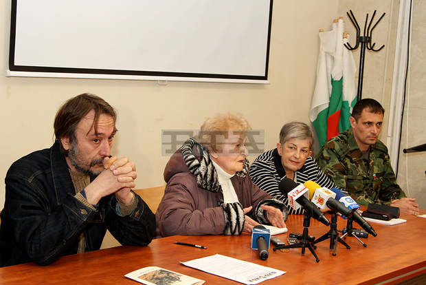 Гирлянд на славата ще води празнично шествие по повод Деня на Тракия в Стара Загора Гирлянд на славата ще води празнично шествие по повод Деня на Тракия в Стара Загора