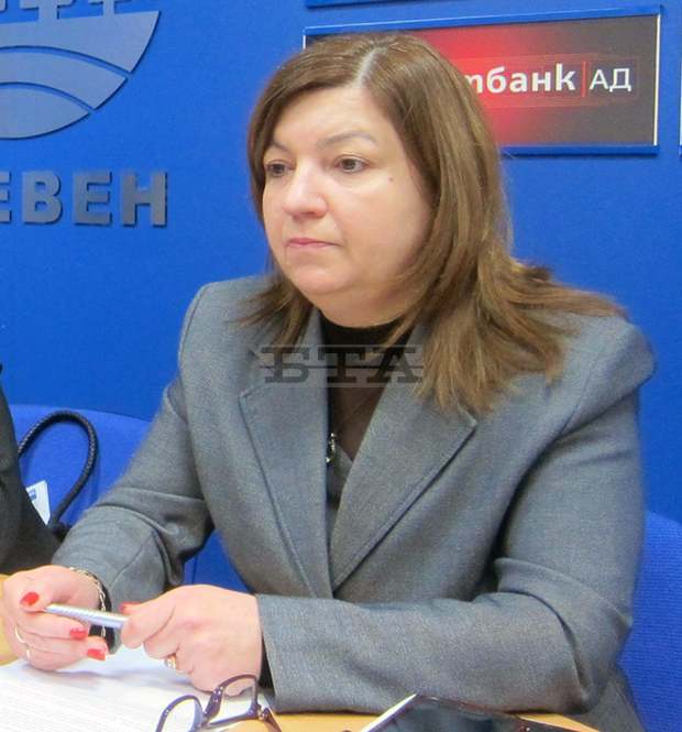 Доброволки от женската организация на ГЕРБ в Плевен ще засадят 20 върби, като ще положат под една от тях "Капсула на времето" Доброволки от женската организация на ГЕРБ в Плевен ще засадят 20 върби, като ще положат под една от тях "Капсула на времето"
