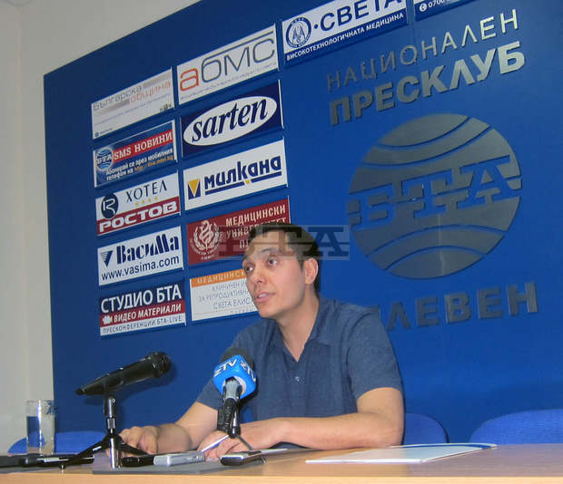 Изключеният съветник от групата на ГЕРБ в Плевен напуска партията