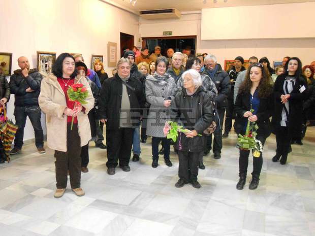 Художнички от четири поколения представиха своя изложба в кюстендилската галерия Художнички от четири поколения представиха своя изложба в кюстендилската галерия