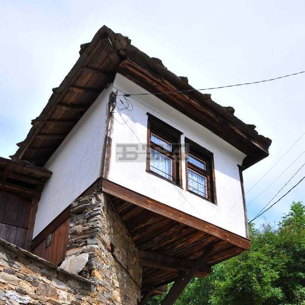 Шест нови къщи за гости  с над 70 легла са отворили  врати в община Разлог