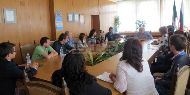 Кметът на Разград Денчо Бояджиев се срещна с представители на фондация "Заедно в час"