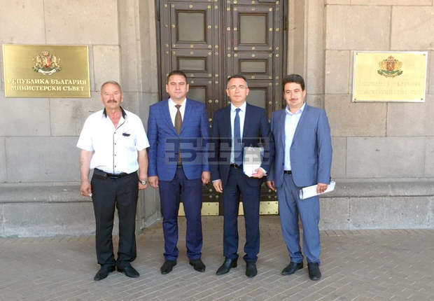 Кметът на Кърджали се срещна с премиера Бойко Борисов заради свлачищата в с. Сипей 