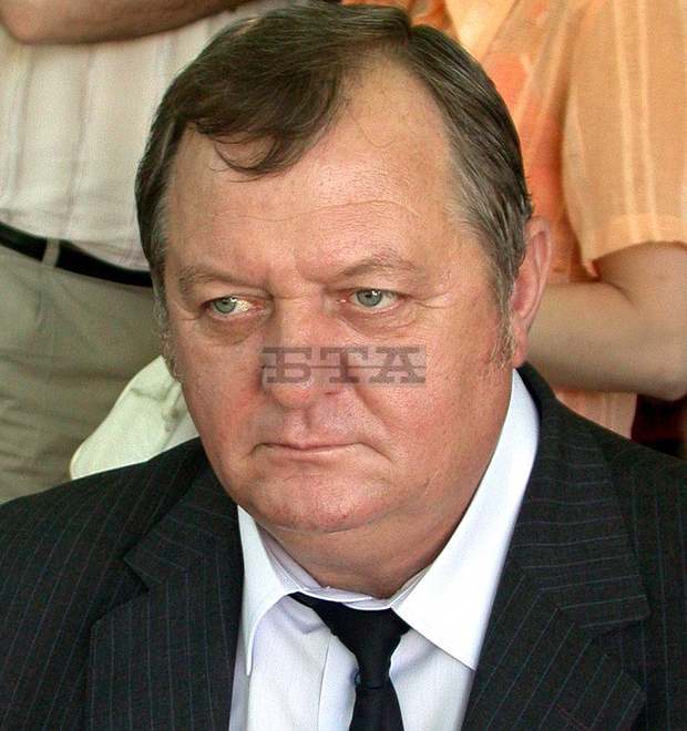 Кметът на Добричката община свиква консултации за определяне на секционните избирателни комисии