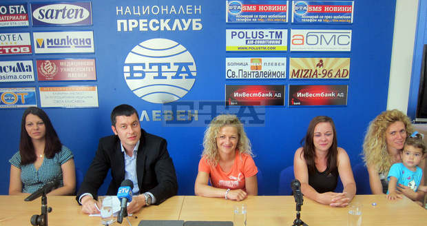 Млади майки от Плевен събраха  подписка с искане за изграждане на нова детска площадка в ж.к."Дружба"