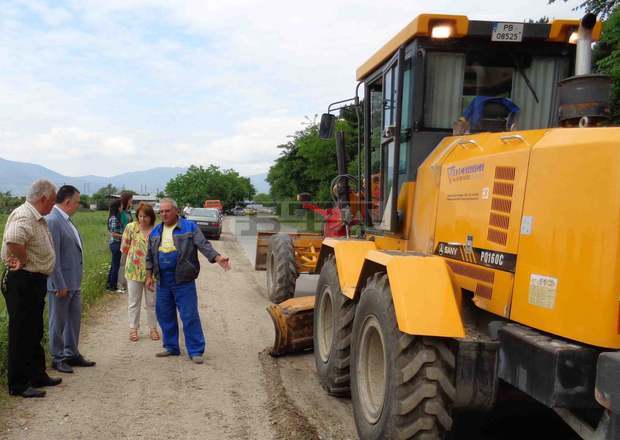 Започна рехабилитация на  общинска пътна мрежа в  община Карлово