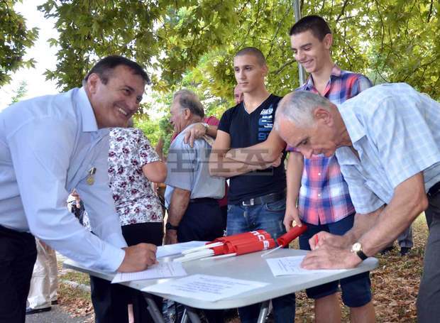 В Кърджали започна подписка за местен референдум за отделяне на града в самостоятелна община
